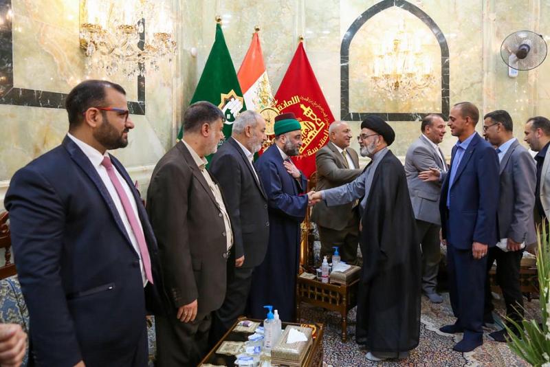 الأمين العام للعتبة العباسية المقدسة يستقبل المهنئين بعيد الأضحى