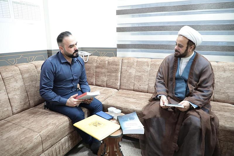 وفد مؤسسة الشهداء يبحث تعزيز التعاون المشترك مع قسم الشؤون الفكرية