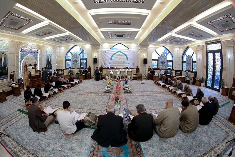 المجمع العلمي يقيم عددًا من الختمات القرآنية في مساجد كربلاء