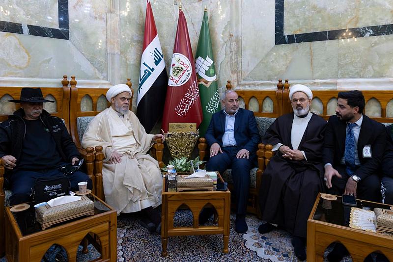 العتبة العباسية المقدسة تستقبل وفدًا من محبي أهل البيت (عليهم السلام) في أمريكا