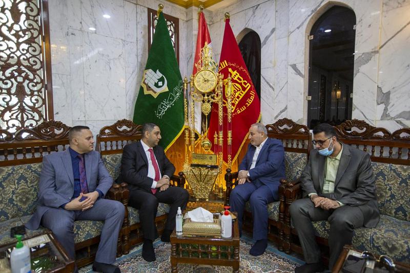مدير عام الدائرة الإدارية والمالية يتشرف بزيارة العتبة العباسية المقدسة