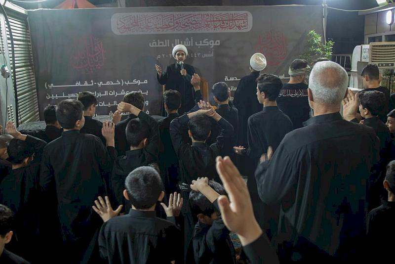 ما الخدمات التي قدّمها موكب أشبال الطفّ لزائري عاشوراء؟