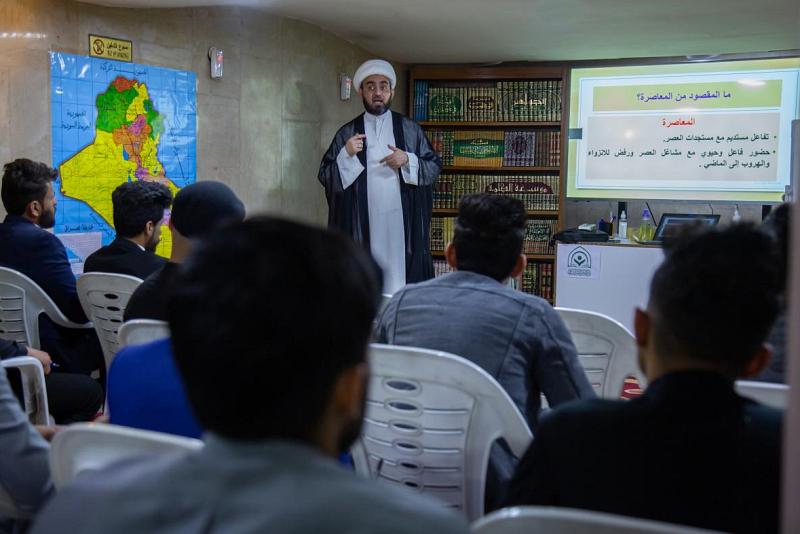 مُلتقى القمر يواصلُ فتحَ آفاق التعاون مع النخب الشبابيّة