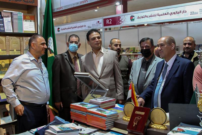 سفيرُ مصر في العراق يُبدي إعجابه بنتاجات العتبة العبّاسية المقدّسة الفكريّة والثقافيّة