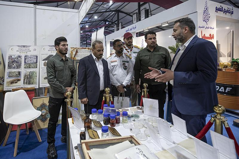 قسم الشؤون الفكرية يعرض منجزات مراكزه المتخصصة في حفظ التراث المخطوط ضمن فعاليات مهرجان عين الحياة