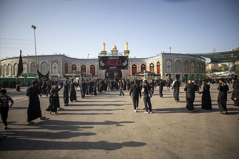 في مساء اليوم الثالث من المحرّم.. المواكب الكربلائية تواصل فعالياتها العزائية