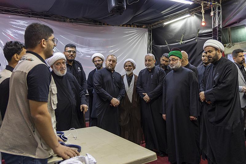 بحضور الأمين العام.. قسم العلاقات العامة يفتتح (منصة فتية الكفيل التفاعلية) في طريق زائري الأربعين