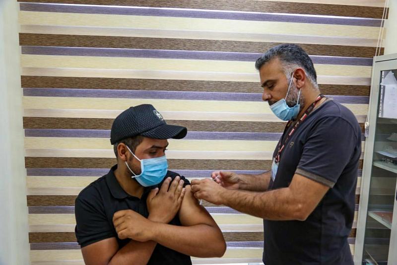 جامعةُ الكفيل تُباشر بحملة تطعيمٍ ضدّ كورونا