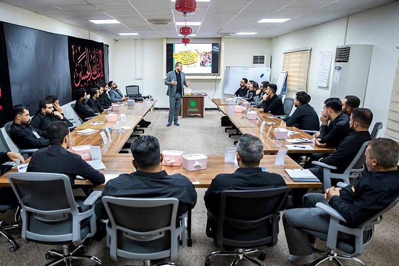 قسم التطوير ينظم دورات وورشًا تدريبية لطلبة أكاديمية التطوير الإداري