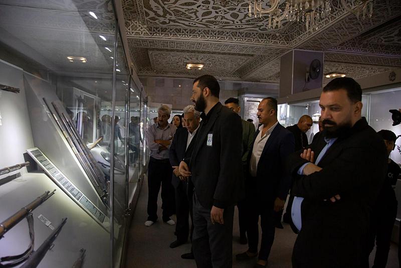 قسم العلاقات العامة ينظم برنامجاً لوفد من شركة الصناعات الإلكترونية