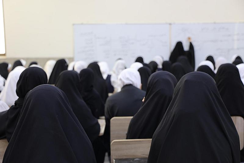 مركز الثقافة الأسرية يقدم محاضرات إرشادية لعدد من مدارس محافظة كربلاء
