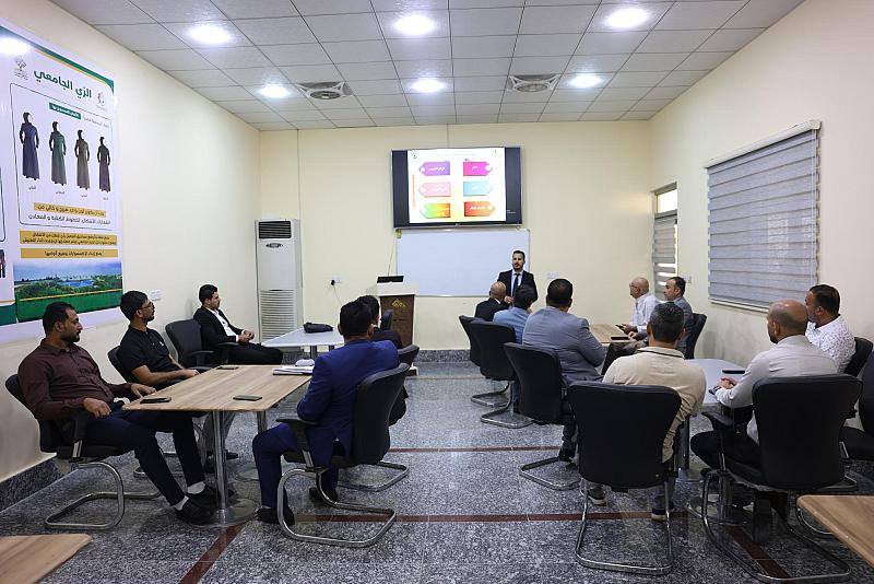 قسم الشؤون الفكرية يواصل تقديم برنامجه الثقافي لوفد تربويّي البصرة