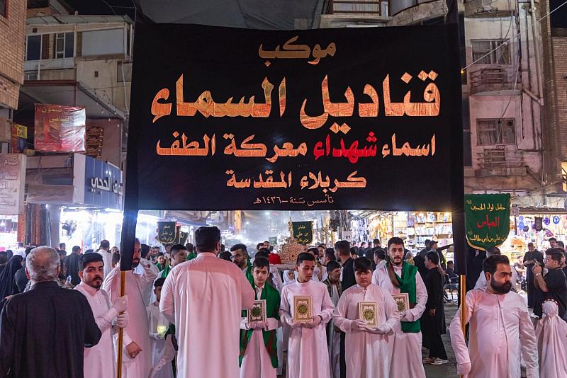 للسنة الحادية عشرة.. موكب قناديل السّماء يُحيي مراسم يوم الثّالث عشر من المحرّم