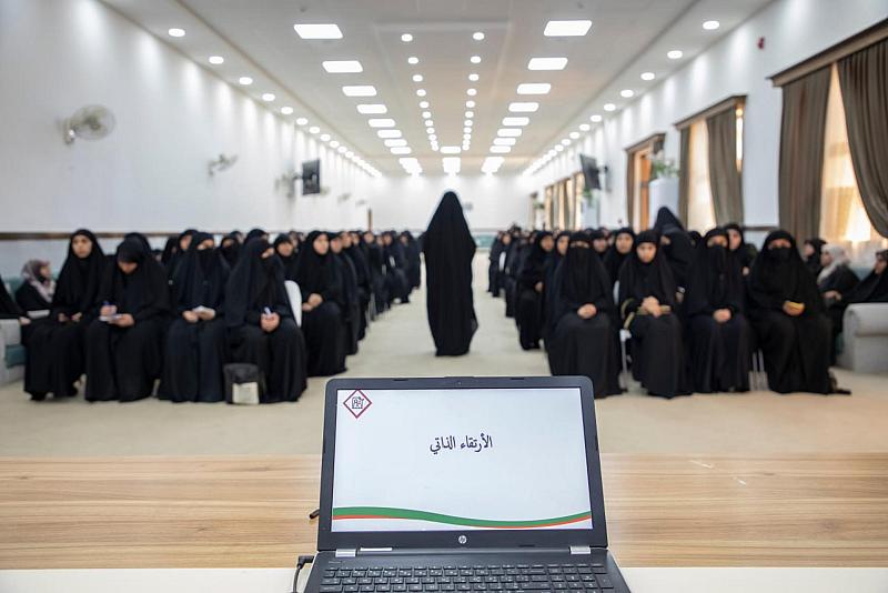 مركز الثقافة الأسرّية يواصل تقديم محاضراته ضمن برنامج (تألق وإبداع)