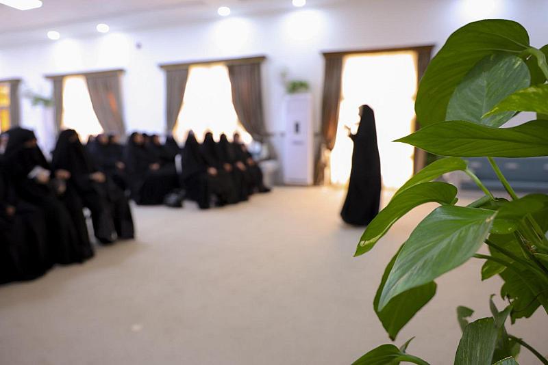 مركز الثقافة الأسرية ينظم برنامج (على خطاك يا مولاي)