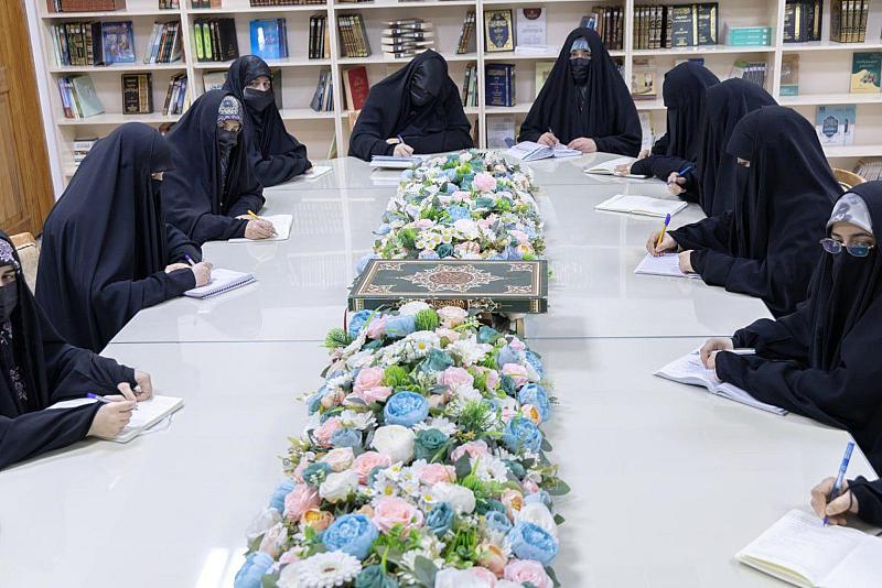 شعبة فاطمة بنت أسد: ملتقى غيث السماء يبرز دور البعثة النبوية بترسيخ القيم الأخلاقية في المجتمع