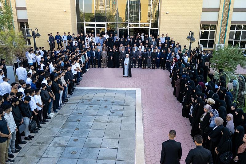 جامعة الكفيل تنظم وقفة تضامنية مع الشعب اللبناني