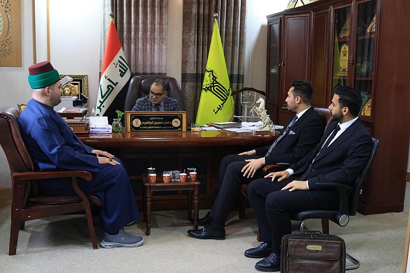 العتبة العباسية تكرّم عدداً من الجامعات المشاركة في حفل تخرّج طلبة الجامعات العراقية