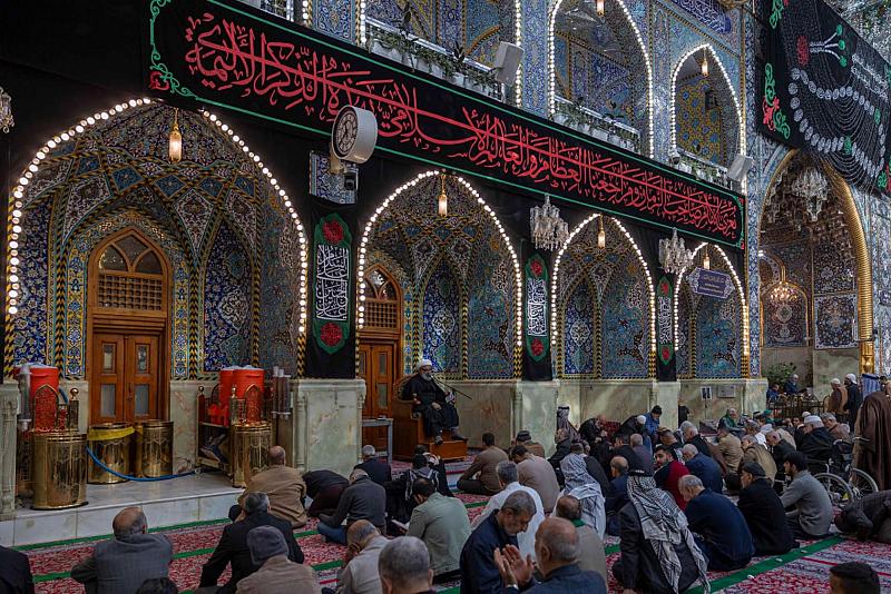 قسم الشؤون الدينية يقيم برنامجًا عزائيًّا لإحياء ذكرى وفاة السيدة أمّ البنين (عليها السلام)