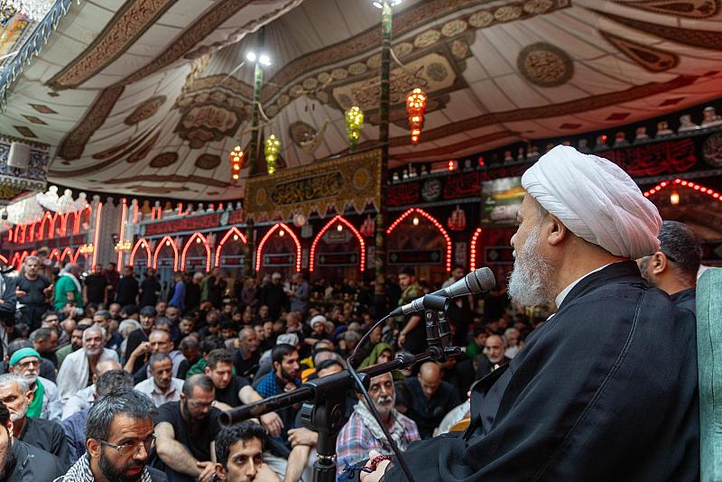 قسم الشؤون الدينية يقيم مجلسًا عزائيًّا لإحياء ذكرى شهادة الإمام الرضا (عليه السلام)