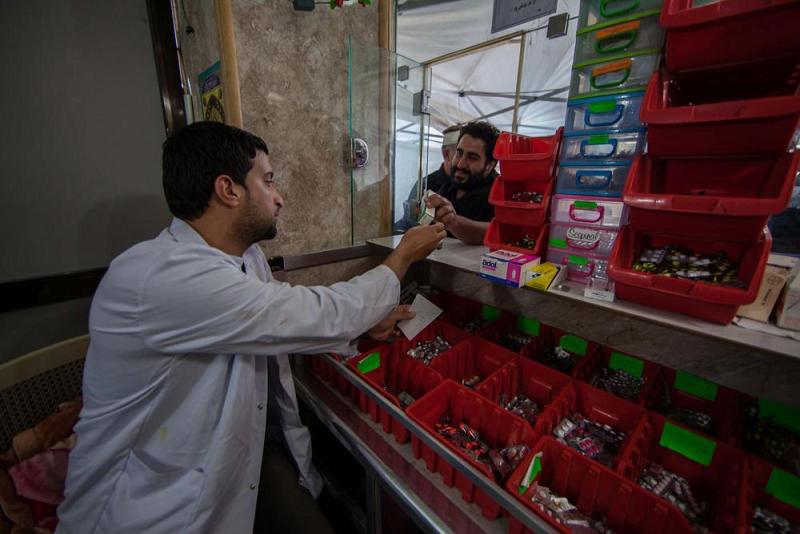 خدماتٌ علاجيّة متواصلة تقدّمها المفرزةُ الطبيّة لزائري العتبات المقدّسة في كربلاء..