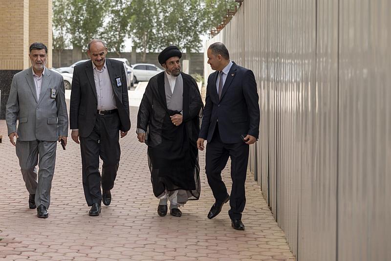 وفدٌ من العتبة العباسية المقدسة يهنئ جامعة الكفيل لحصولها على الاعتماد المؤسسي