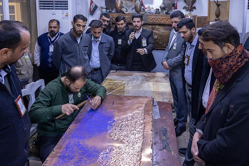 قسم صناعة الشبابيك يستعرض أعماله للمشاركين في البرنامج المركزي الأسبوعي