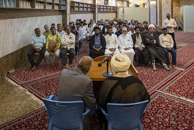 العتبة العباسية تقدم محاضرة للفائزين بمسابقة مهرجان أمير المؤمنين (عليه السلام) في الهند