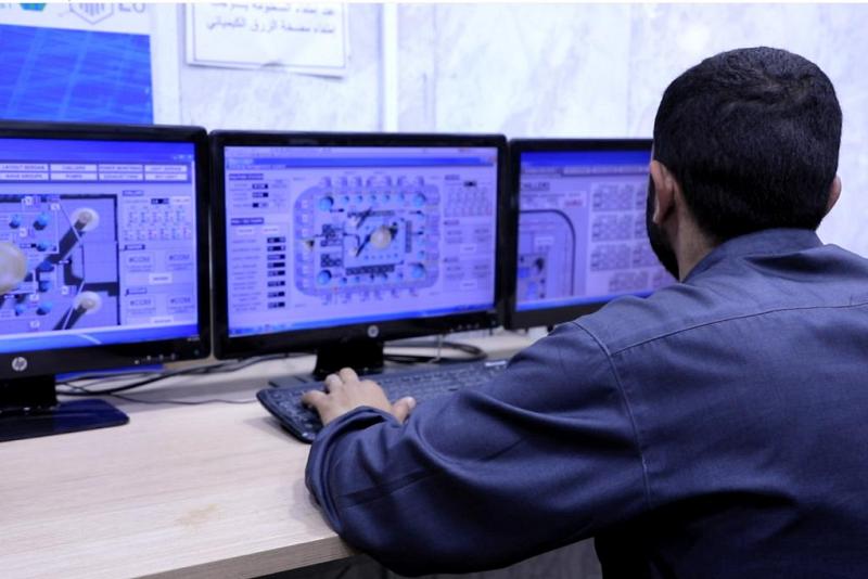 خدمة للزائرين .. منظومات التبريد في العتبة العباسية تعمل بالطاقة القصوى