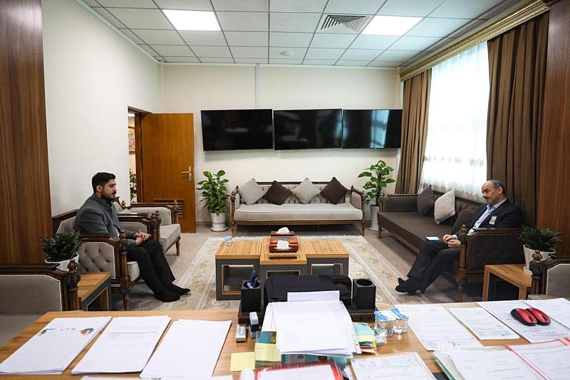 عضو مجلس إدارة العتبة العباسية يطلع على الخطط المستقبلية لقسم التربية والتعليم