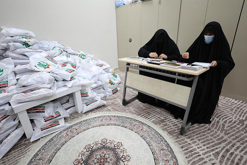 قسم التربية والتعليم ينتهي من طباعة الصور التذكارية للمشاركات في حفل التكليف الشرعي
