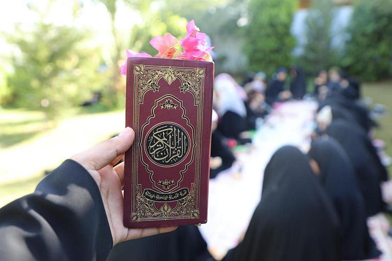 بمشاركة 800 طالبة.. معهد القرآن الكريم النسوي يختتم برامجه للمتخرجات في الدورات القرآنية الصيفية
