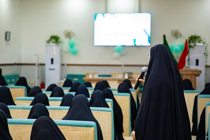 لليوم الثاني.. مخيم بنات العقيدة يواصل فعالياته الثقافية
