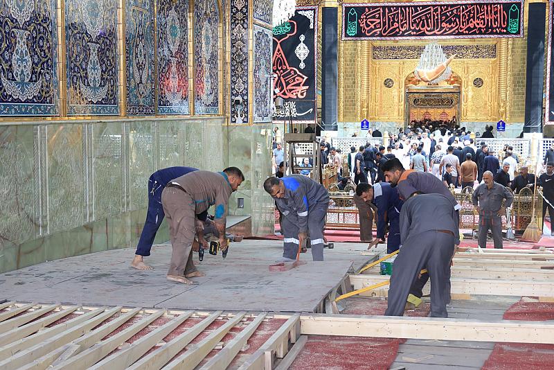 ملاكات موقع الصناعات ترفع المسارات الخاصّة بحركة المواكب