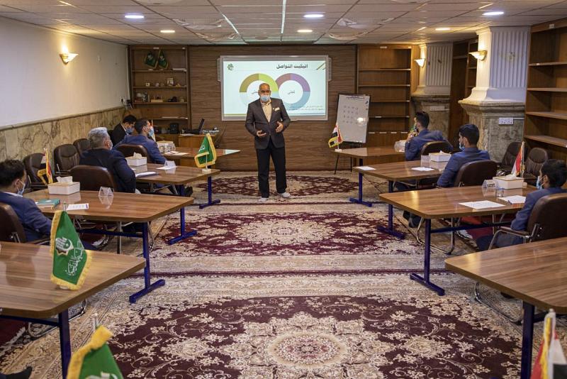 قسمُ التطوير والتنمية المستدامة يختتمُ دورةَ (الأتكيت) الوظيفيّ لملاكات مستشفى الكفيل التخصّصي