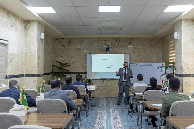 قسم الإعلام ينظّم ورشة عن أساسيات إعداد البرامج لعدد من منتسبي العتبة العباسية