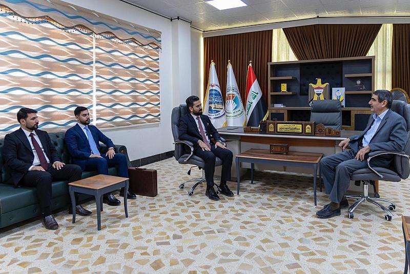 العتبة العباسية المقدسة تسلم دعوة لجامعة تلعفر للمشاركة في حفل تخرج طلبة الجامعات العراقية