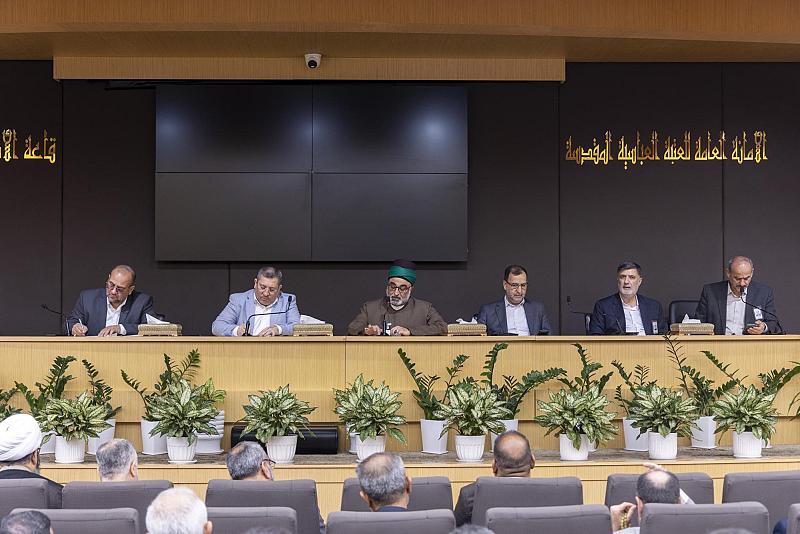 بحضور أمينها العام.. العتبة العباسية المقدسة تعقد اجتماعها الدوري لمناقشة أداء أقسامها