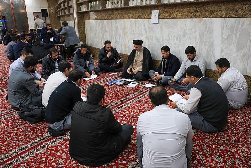 قسم الشؤون الدينية يجري تطبيقات عملية للمشتركين في دوراته التطويرية والفقهية