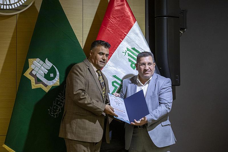 العتبة العبّاسية المقدسة تكرّم الباحثين المشاركين في فعّاليات مؤتمر حراك كربلاء العلمي