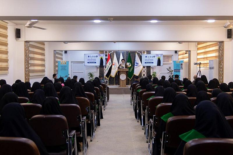 العتبة العباسية المقدسة تقيم مهرجان (ستر وعفاف) لتكريم الطالبات المرتديات للعباءة العراقية في صلاح الدين