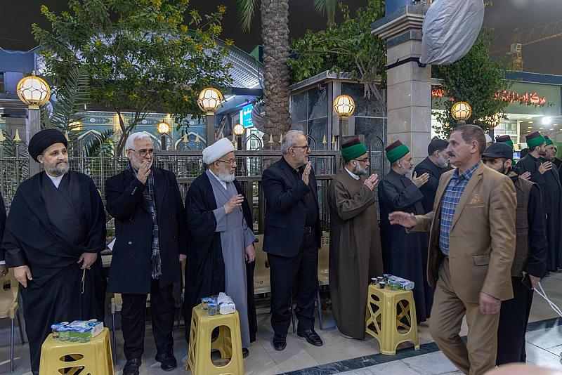 بين الحرمين الشريفين.. العتبتان المقدستان تقيمان مجلس عزاء السيد علي الخامنئي (رضوان الله عليه)