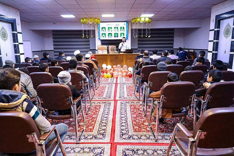 المجمع العلمي يحتفي بطلبته المتفوقين