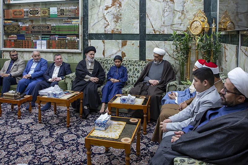 سماحة السيد الصافي يوصي بالعمل المستمر على إشاعة ثقافة القرآن الكريم وإيصالها للعالم أجمع