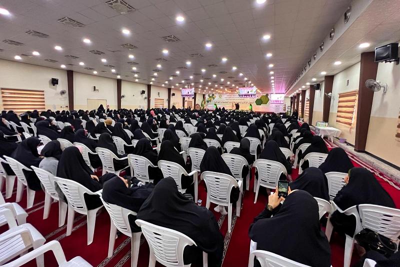 انطلاقُ فعّاليات اليوم الأوّل من الحفل المركزيّ لتخرّج طالبات الجامعات العراقيّة