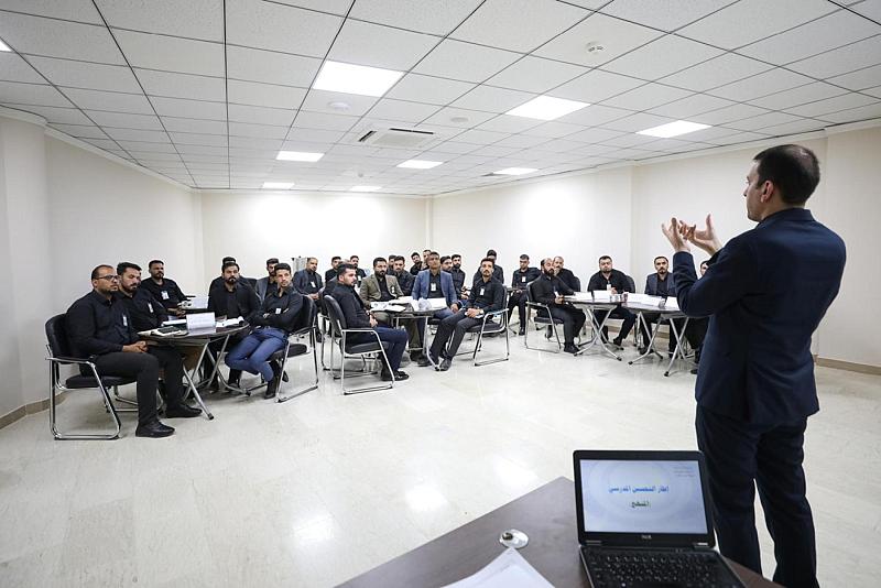 قسم التربية والتعليم يواصل تقديم ورش التحسين المدرسي لإدارات مجموعة العميد التعليمية