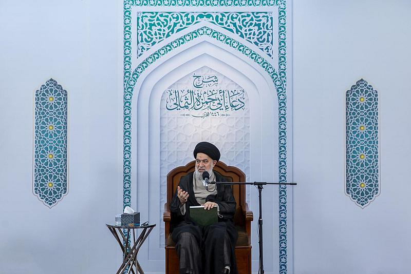 أستاذ الحوزة العلمية العلّامة السيد أحمد الصافي يُلقي المحاضرة العلميّة الأسبوعية السادسة في شرح دعاء أبي حمزة الثمالي