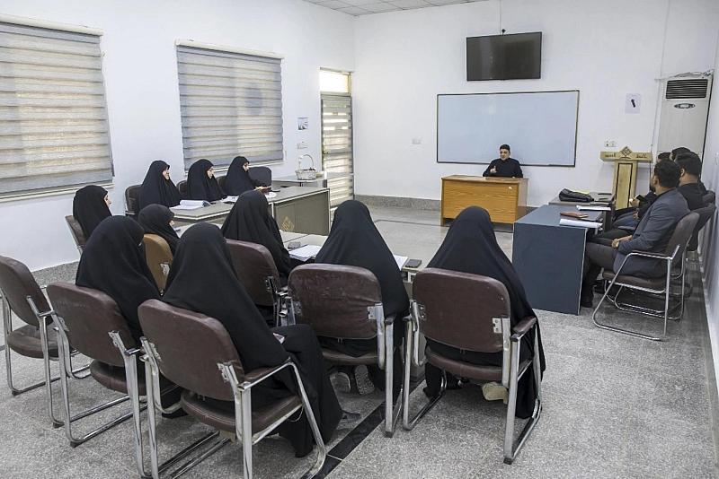  قسم التطوير يواصل تقديم محاضراته في نهج البلاغة