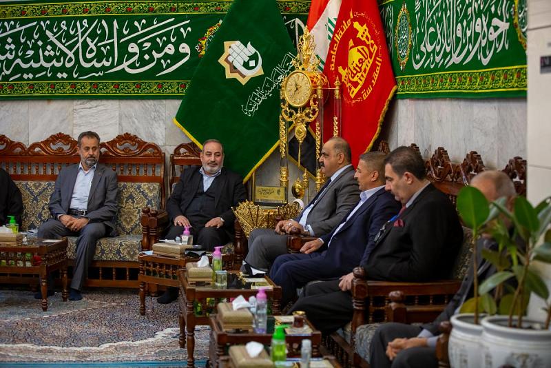 وكيلُ وزير الكهرباء يزور العتبةَ العبّاسية المقدّسة وعدداً من مشاريعها ويشيد بما حقّقته من إنجازات