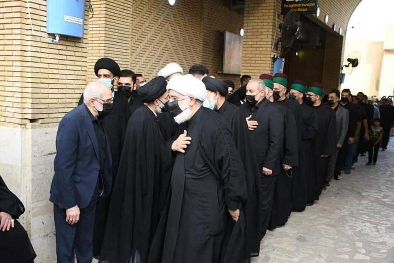 وفدُ العتبة العبّاسية المقدّسة يحضر مجلسَ أربعين المرجع الدينيّ الكبير السيّد محمد سعيد الحكيم (قُدّس سرّه)